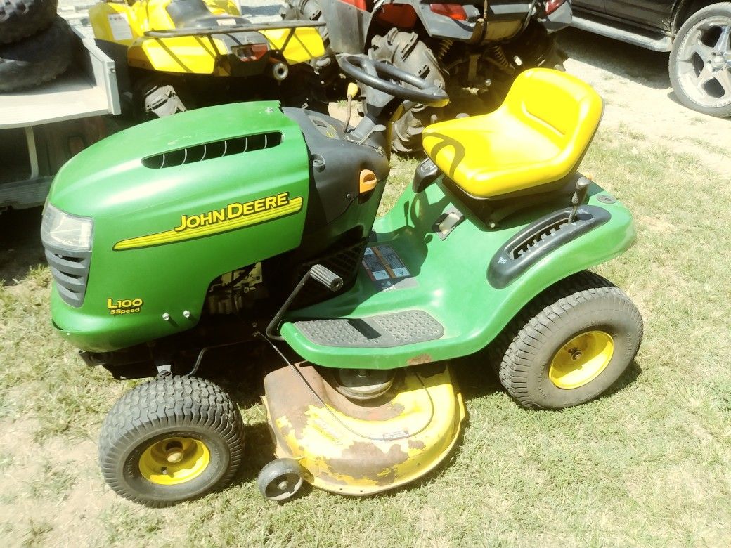 John Deere L100 for Sale in Linwood, NC - OfferUp