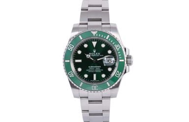 2017 Rolex Submariner Date 40mm - 116610LV (Hulk)
