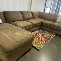 3PC BROWN SECTIONAL COUCH W/ FREE DELIVERY 