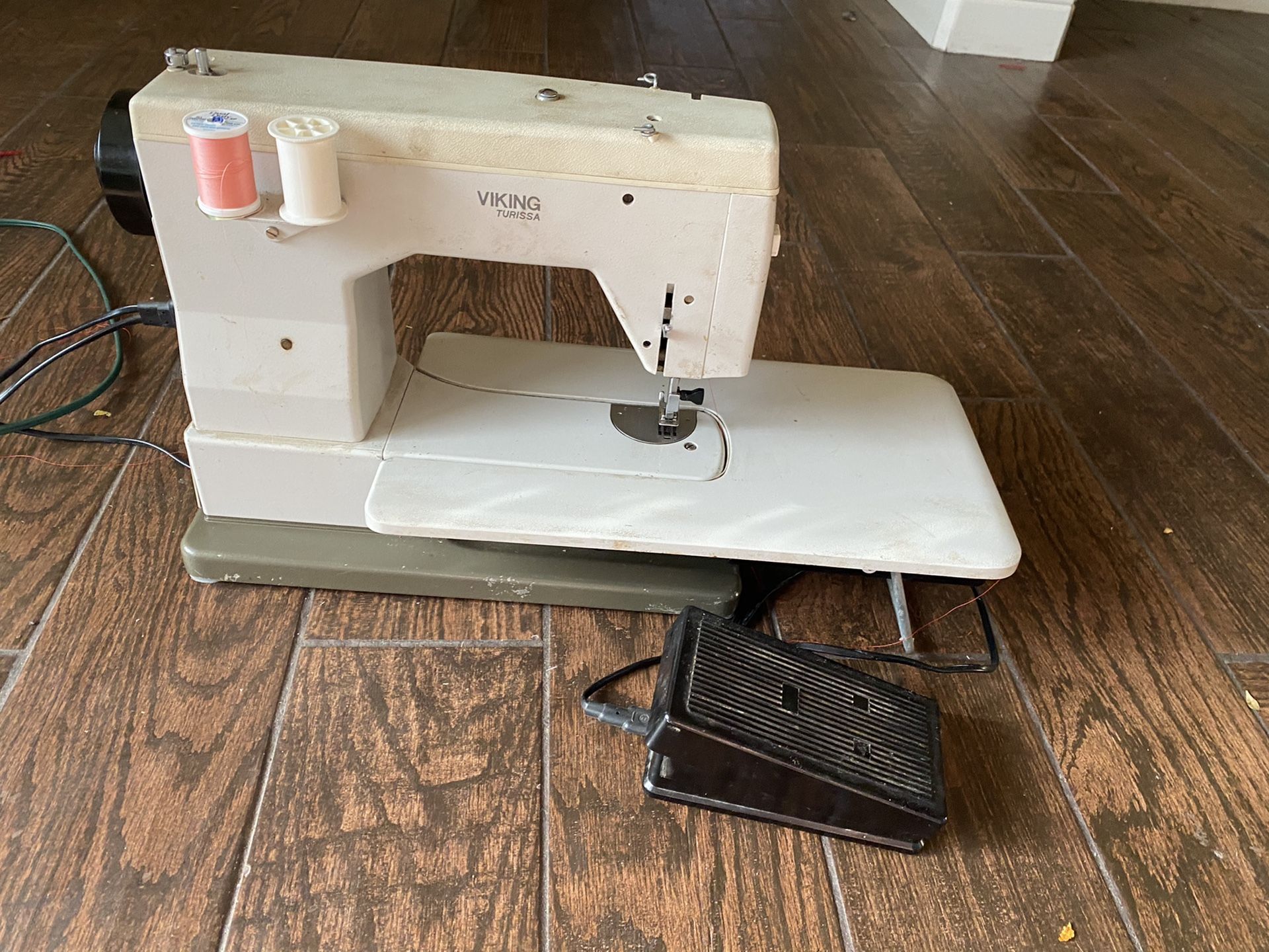 Viking sewing machine for Sale in Fresno, CA OfferUp