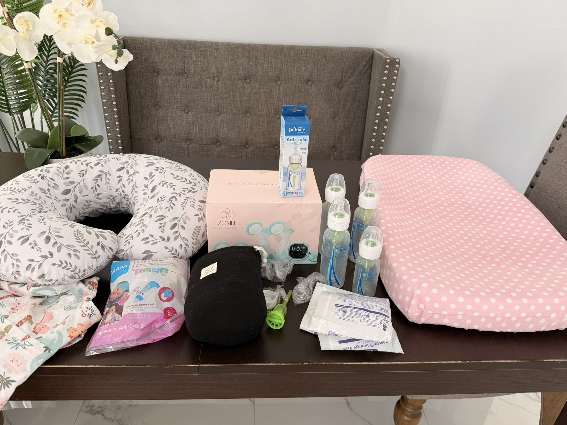 Pump, Baby Things & More