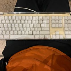Apple Pro Keyboard 2002