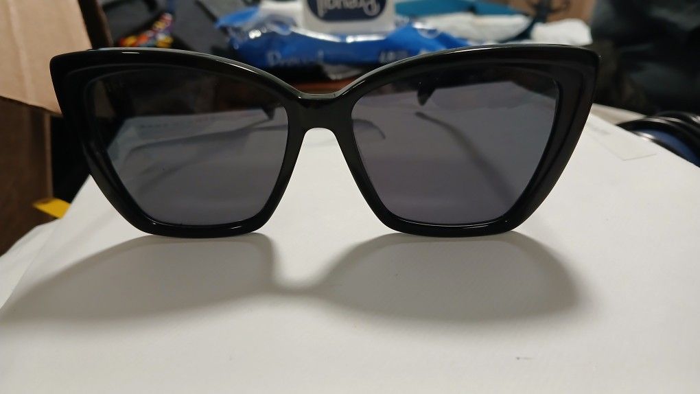 Diff Becky II Black + Dark Smoke Polarized Sunglasses