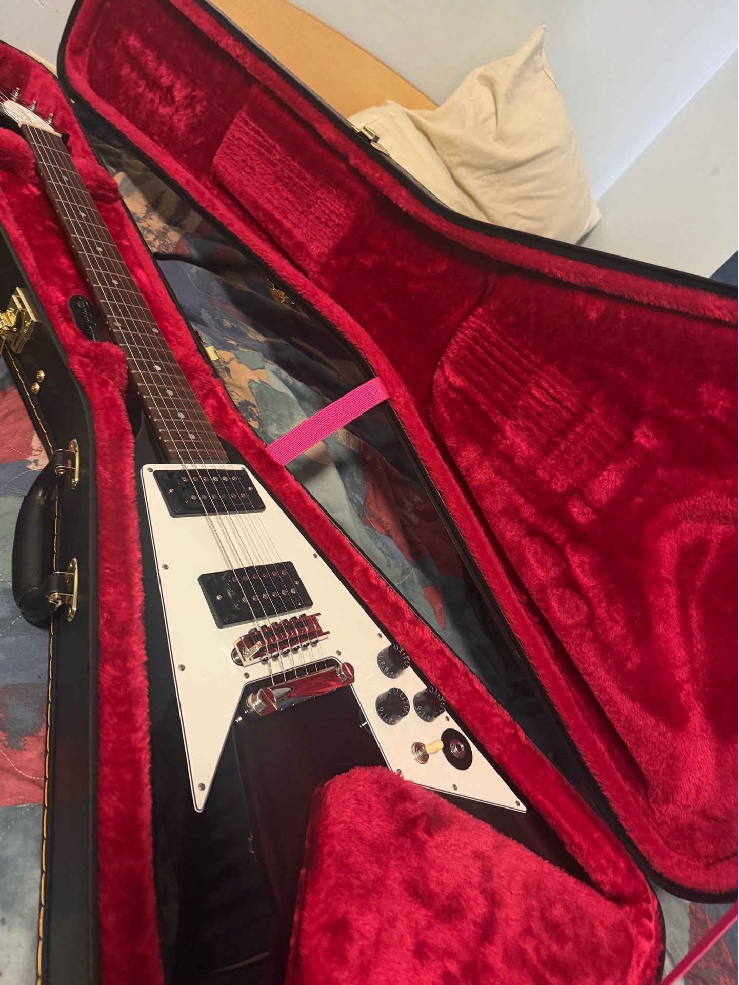 Epiphone Kirk Hammett Flying V