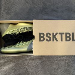 Yeezy BSKTBL Knit