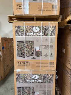 MossyOak 7.0 Cubic Feet Chest Freezer Brand New, Sealed