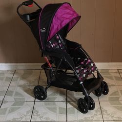 KOLCRAFT UMBRELLA LIGHT WEIGHT STROLLER !!!