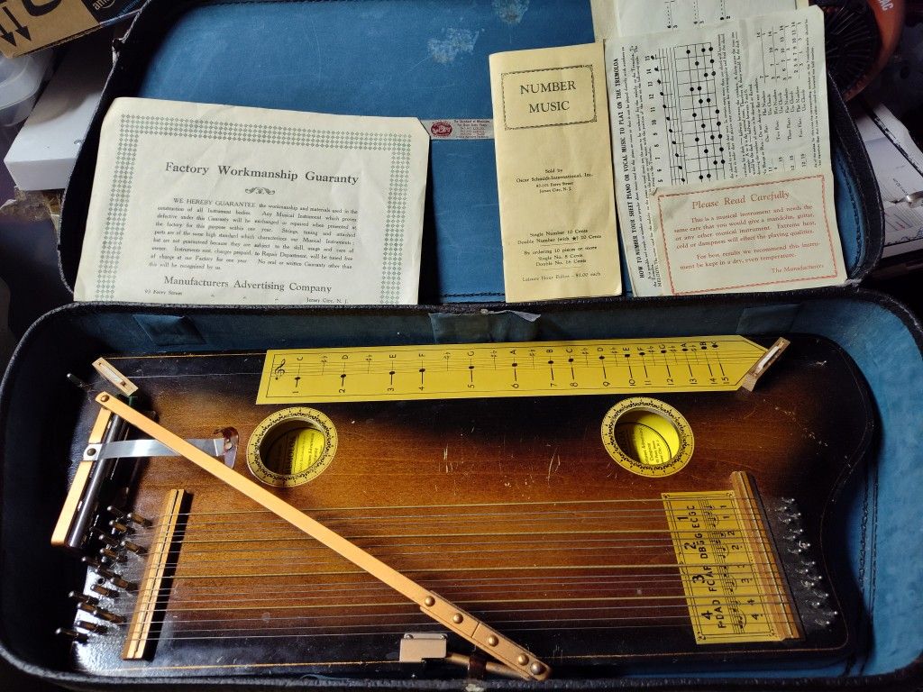 Tremoloa Hawallan 1930 $100