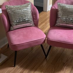 Set Of Pink Chairs 