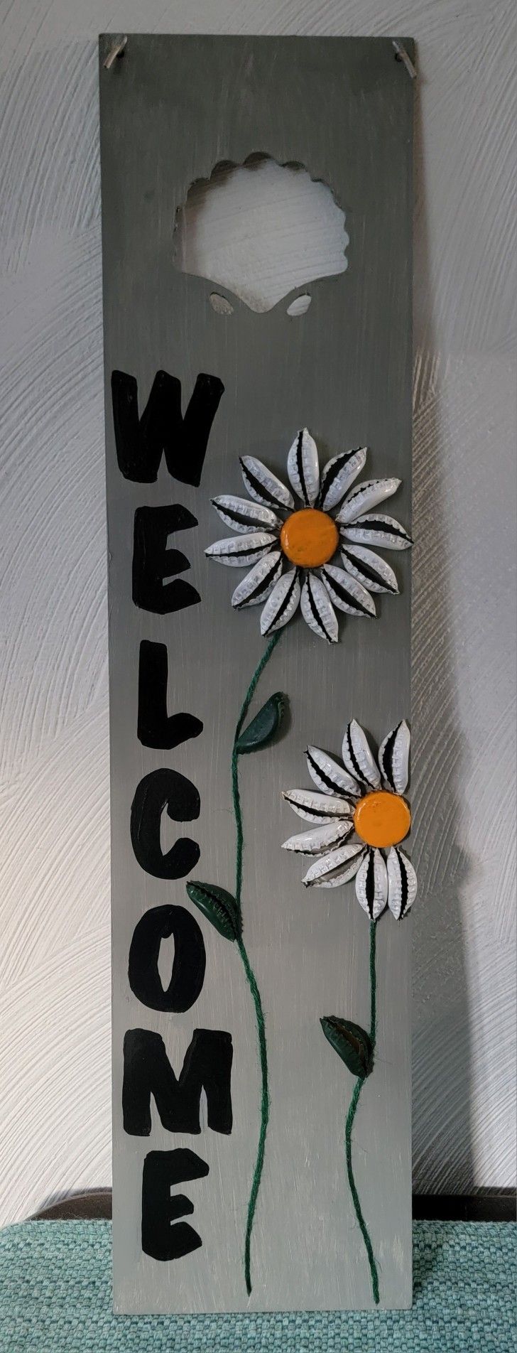 Bottle Cap Floral Art, Welcome, Daisy