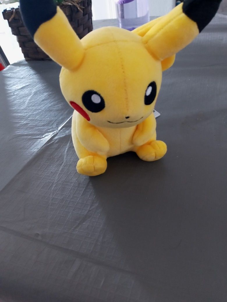 Pikachu Pokemon Plushie
