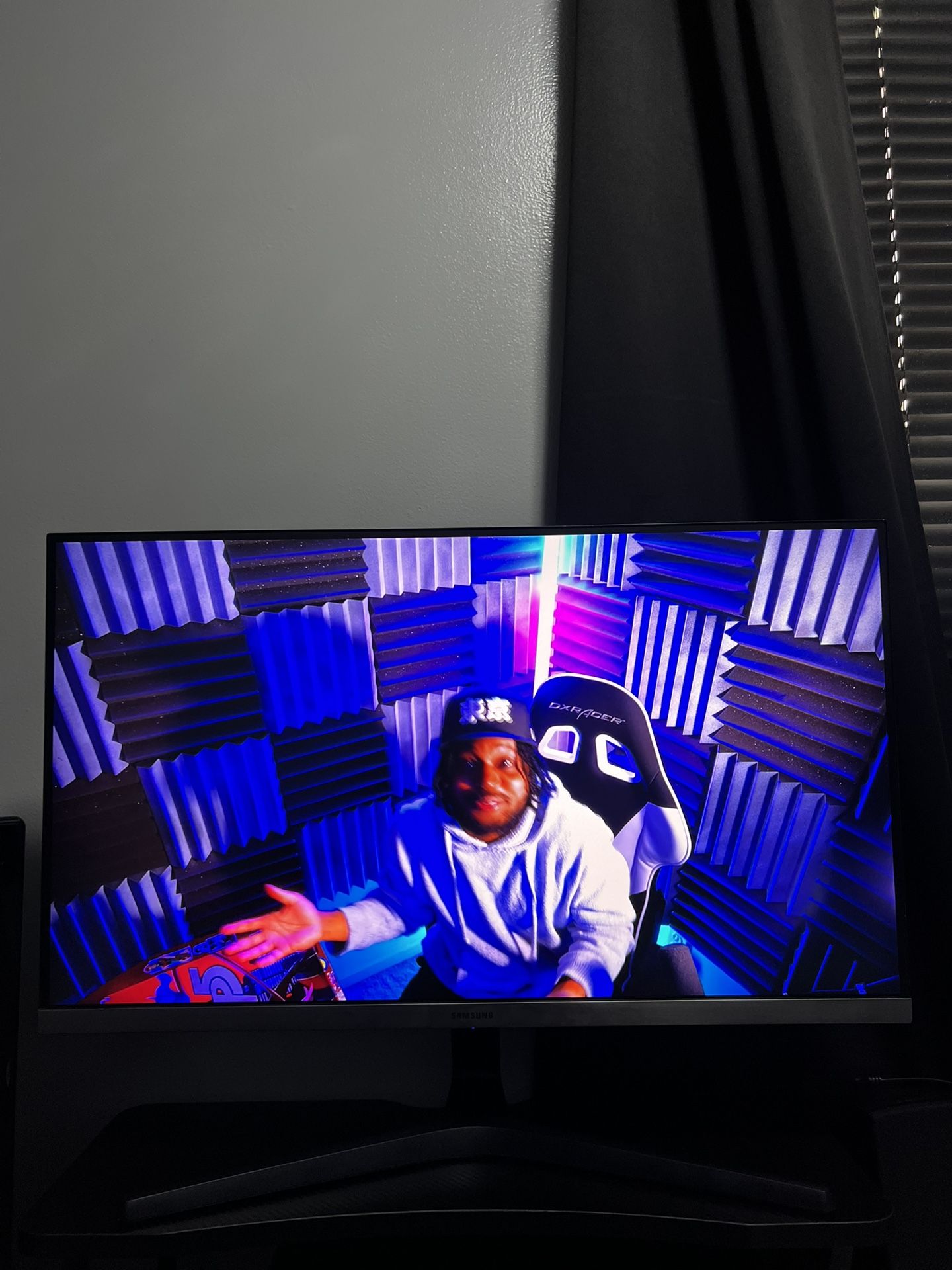 Samsung UR50 Series 28" IPS 4K UHD Monitor U28R550UQN