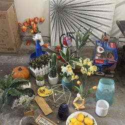 Mixed Decorative Items