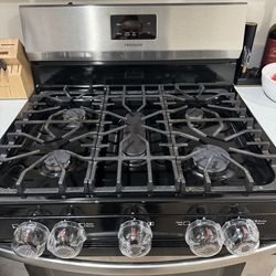 Frigidaire stove