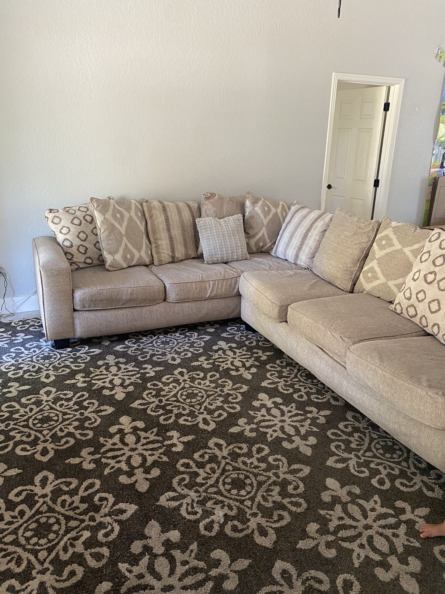 Rooms To Go Sectional Couch