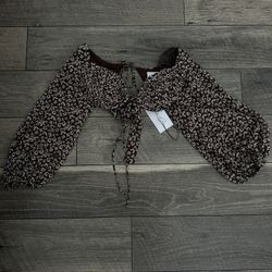 Cute Crop Floral Top 