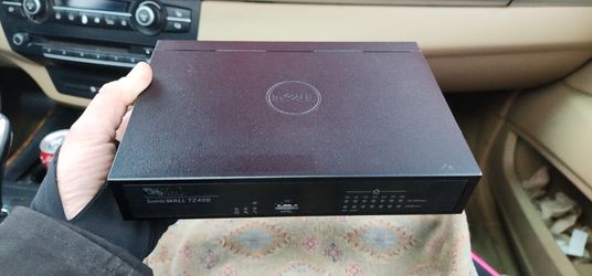 Dell SonicWall TZ400 Firewall