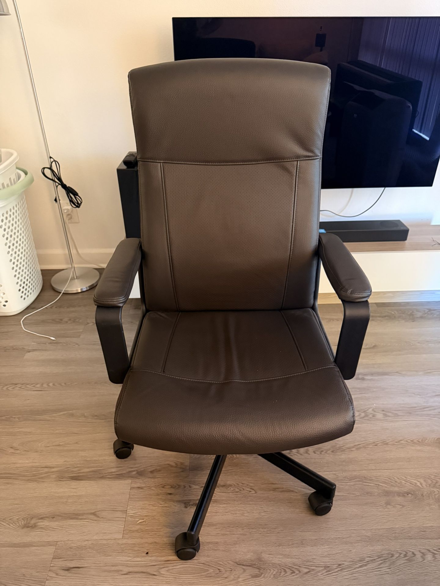 IKEA Swivel Office Desk Chair (MILLBERGET)