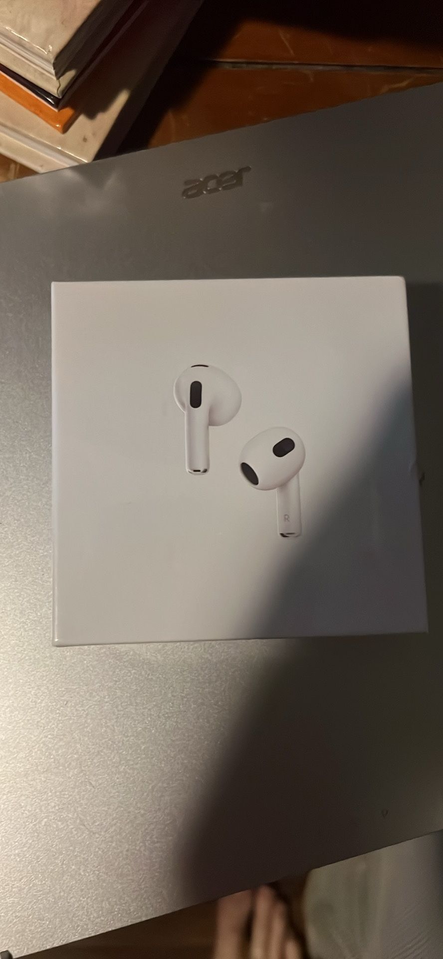 AirPods Gen 3