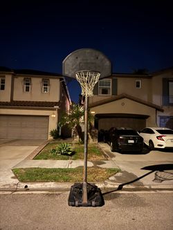 Free basketball hoop