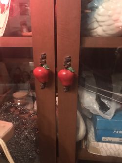 Red Apple Drawer Pulls Cabinet Knobs & Screws 1.5" x 1.5