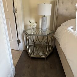 Coffee Table and Side Table 