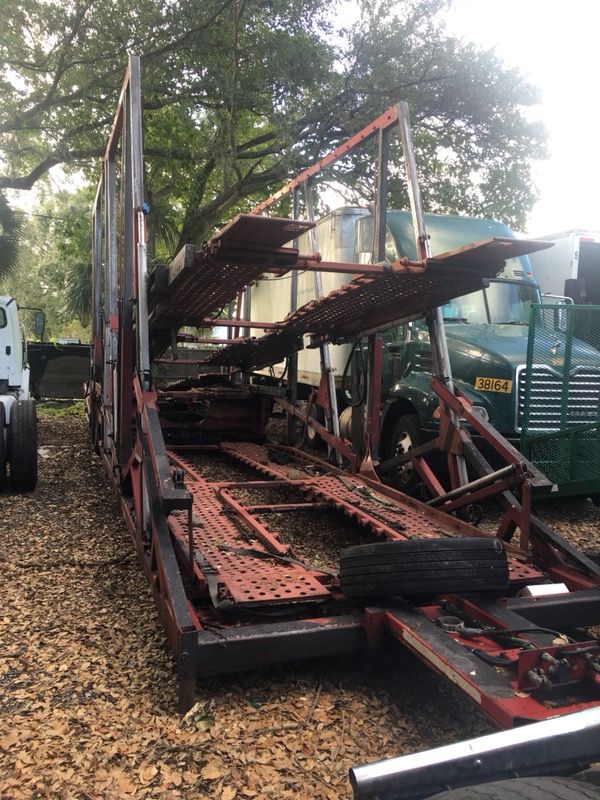 2004 delavan car hauler 7