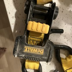 New DeWalt straps use once