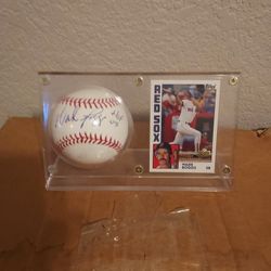 WADE BOGGS  AUTOGRAPH  BASEBALL AND CARD