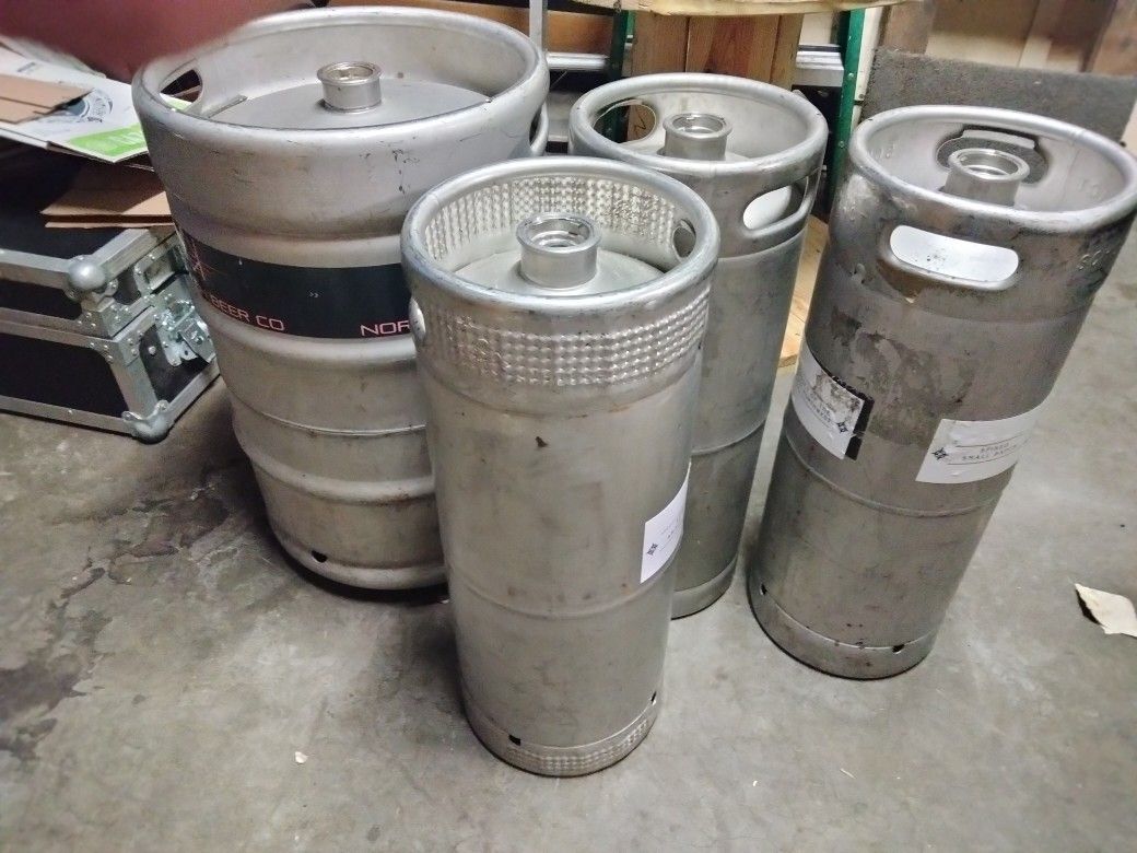 4 Kegs