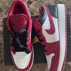 Air Jordan 1 Low (GS)