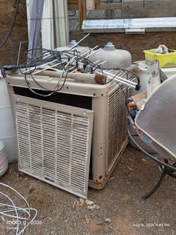 Evaporative cooler