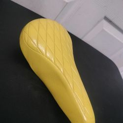 Vintage 80s Style BMX Seat