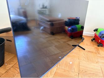 Hisense R6 50 inch Roku TV