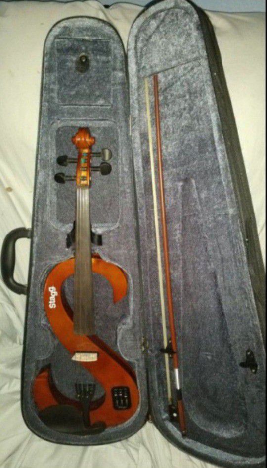 Stagg electric violin