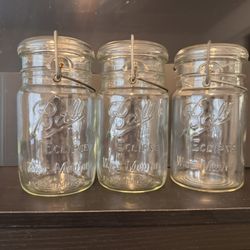 $10 Each 3 Eclipse Quart Mason Jars With Wire Bail Hinge Lids 10  