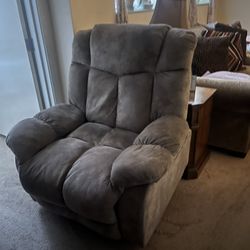 Recliner 