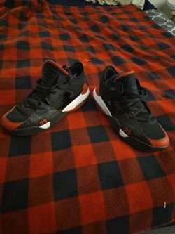 Size 11 they are red black and white