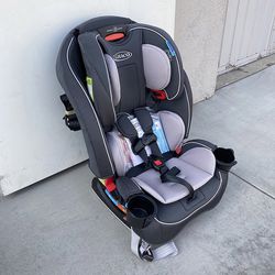 (New in Box) $145 Graco Slimfit 3 in 1 Car Seat, Slim & Comfy Design Saves Space for Child 5 to 100lbs, Redmond 