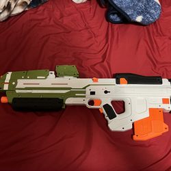 Halo MA40 Nerf Automatic Blaster With A Halo Infinite Skin Code