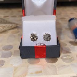 Diamond Earrings 
