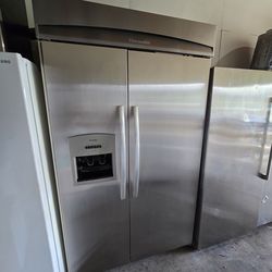 THERMADOR 48" STAINLESS STEEL BUILT-IN SIDE BY SIDE REFRIGERATOR WITH ICE AND WATER DISPENSER