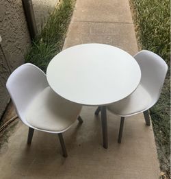 Kids White Round Dining Table with 2 Chairs