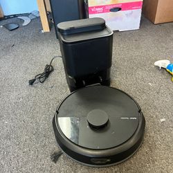 iRobot - Roomba 105 Combo Vacuum & Mop