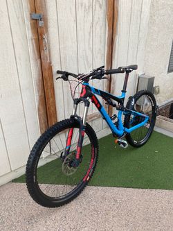 Scott genius 750 27.5 medium frame..clean bike