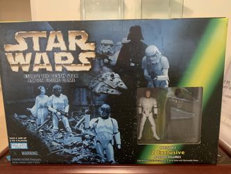 Star Wars game with exclusive figures