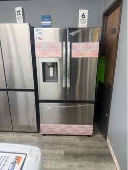 Samsung - 32 Cu Ft Mega Capacity French Door refrigerator With Four Types Of Ice In Stainless Steel 🔥