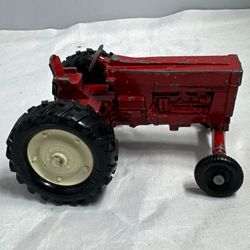 ERTL Diecast Farm Tractor Toy Vehicle Tractor Red Black White Die-Cast