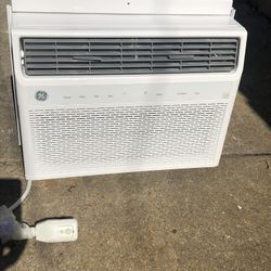 Window AC Unit