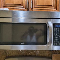 Whirlpool Microwave Oven -100$